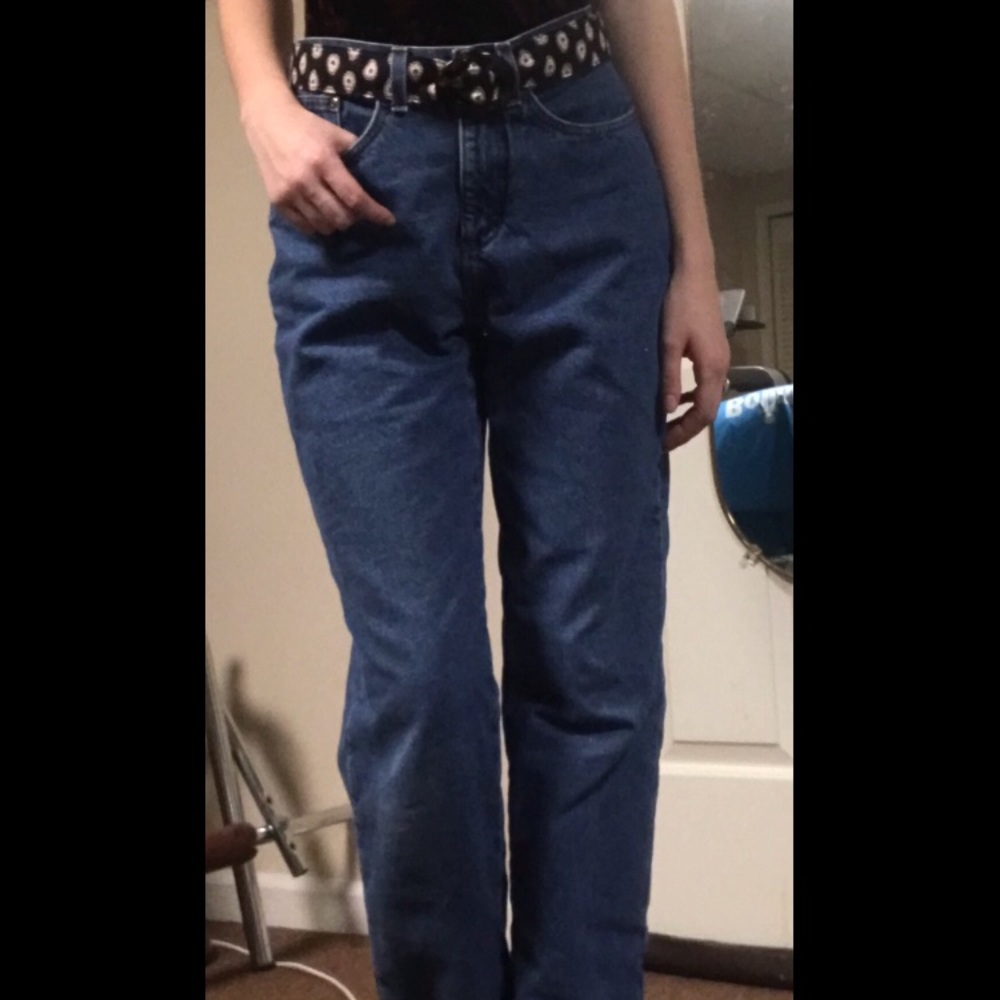 Jeans - Picture 2 of 3